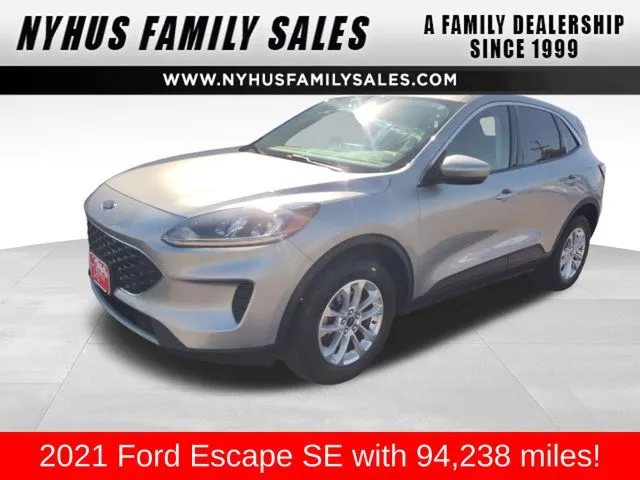 2021 Ford Escape SE's photo