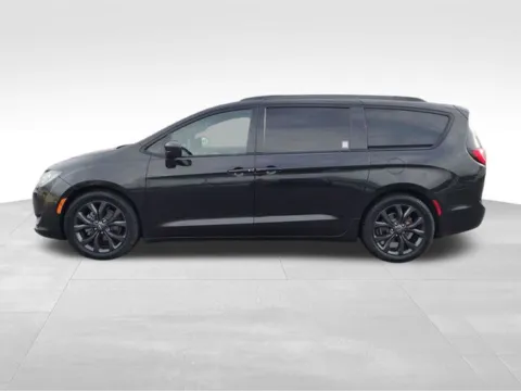 Photos of 2018 Chrysler Pacifica Touring Plus for sale in Perham, MN at Nyhus Family Sales