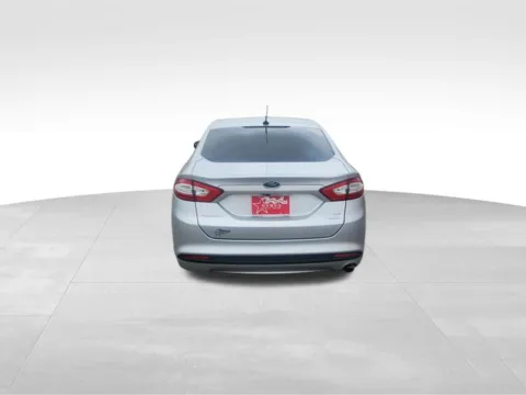 More photos of 2016 Ford Fusion SE at Nyhus Family Sales, MN