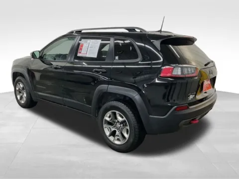 More photos of 2019 Jeep Cherokee Trailhawk at Nyhus Family Sales, MN