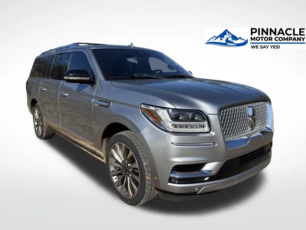 2020 Lincoln Navigator Reserve's photo