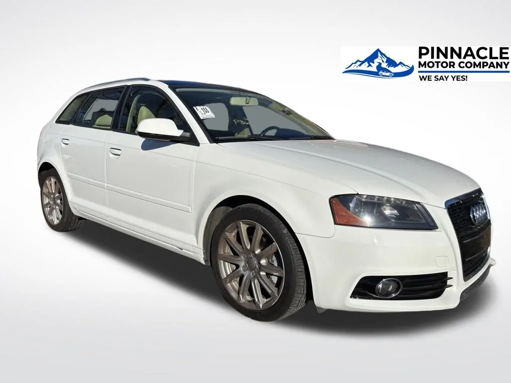 2013 Audi A3 Premium's photo