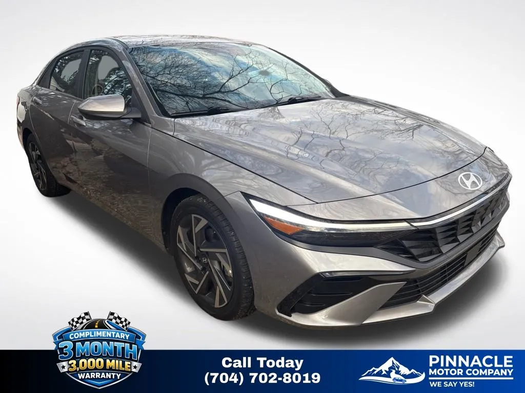 Gray 2025 Hyundai Elantra SEL Convenience for sale in Mooresville, NC