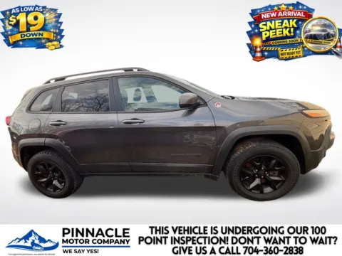 Photos of 2016 Jeep Cherokee Trailhawk for sale in Mooresville, NC at Pinnacle Motor Company LKN