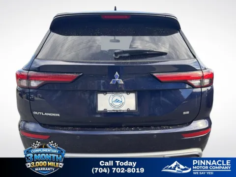 More photos of 2022 Mitsubishi Outlander SE at Pinnacle Motor Company LKN, NC