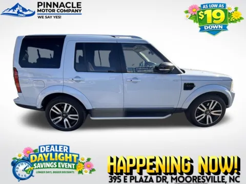 Photos of 2016 Land Rover LR4 HSE for sale in Mooresville, NC at Pinnacle Motor Company LKN