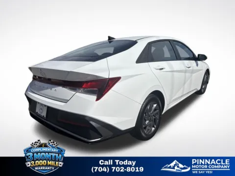 More photos of 2024 Hyundai Elantra SEL at Pinnacle Motor Company LKN, NC