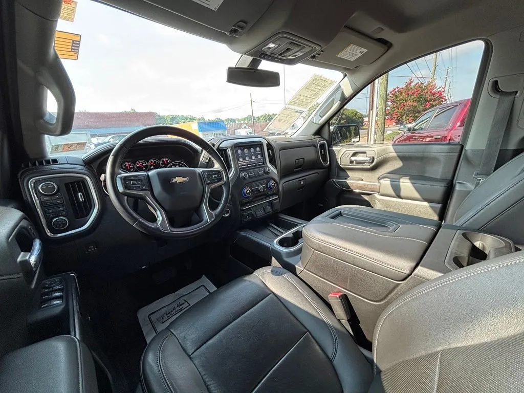 2021 Chevrolet Silverado 1500 LTZ - Photo 14