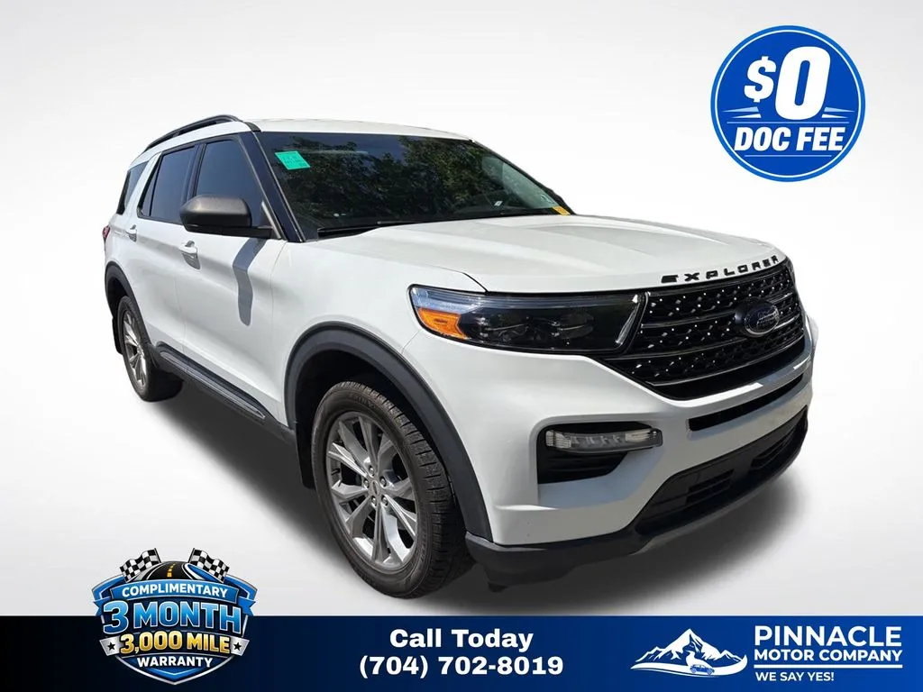 2021 Ford Explorer XLT 4WD's photo