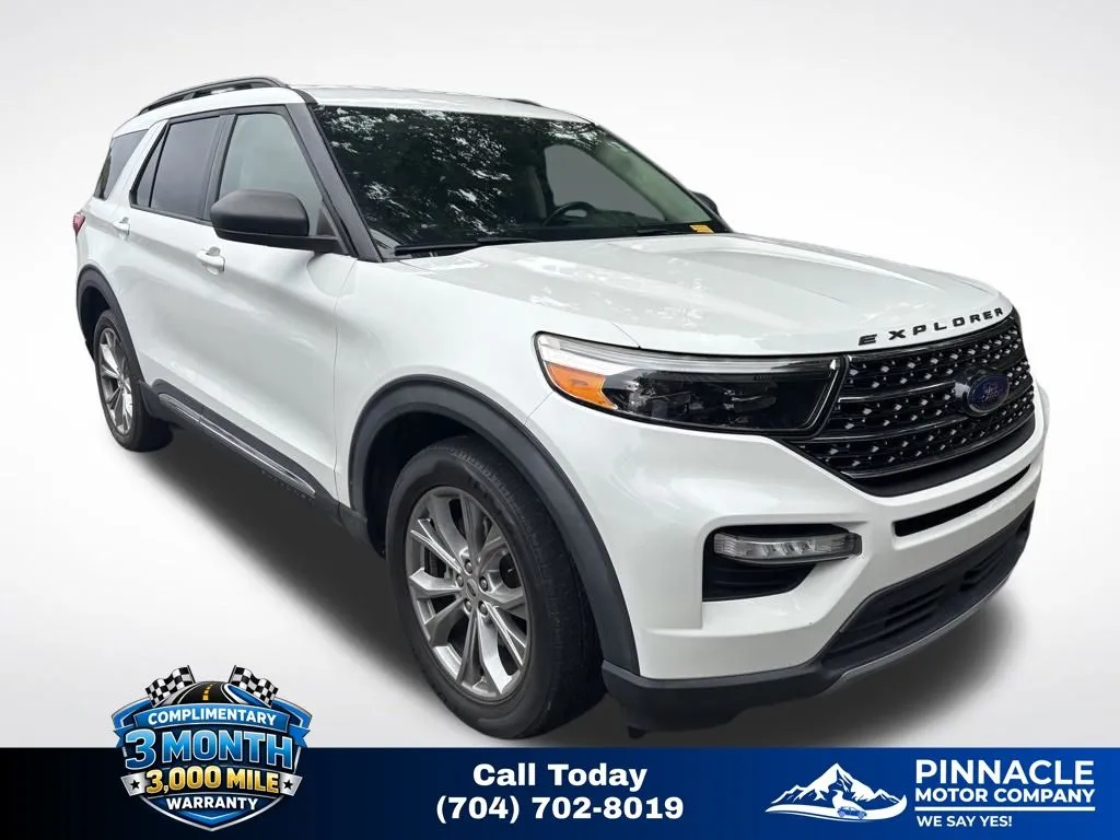 2020 Ford Explorer XLT RWD's photo