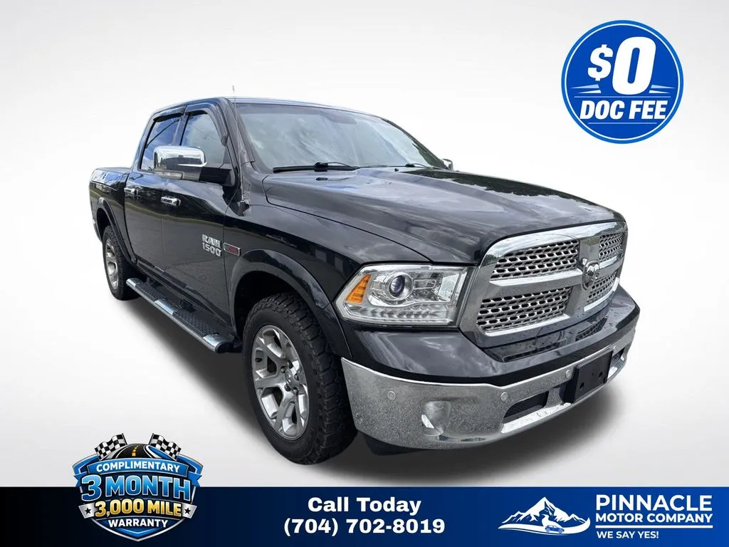2017 RAM 1500 Laramie 4x4 Crew Cab 5'7's photo