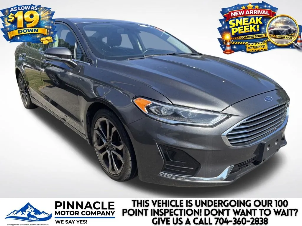 2020 Ford Fusion SEL FWD's photo