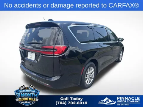 More photos of 2024 Chrysler Pacifica Touring L at Pinnacle Motor Company LKN, NC
