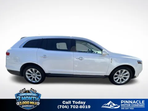 Another view of 2017 Lincoln MKT Elite for sale in Mooresville, NC at Pinnacle Motor Company LKN