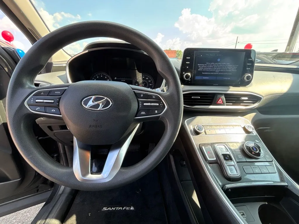 2022 Hyundai Santa Fe SEL - Photo 11