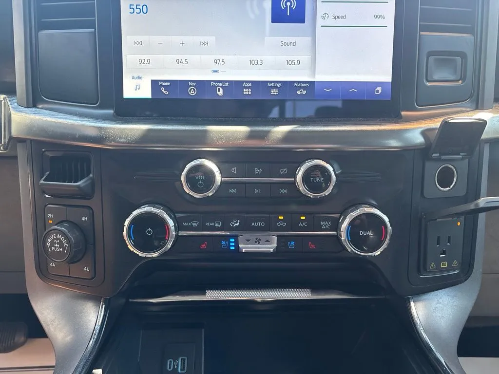 2023 Ford F-150 Lariat - Photo 16