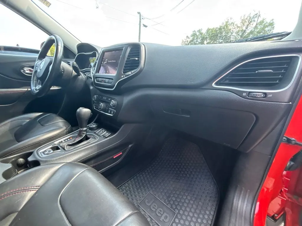 2021 Jeep Cherokee Trailhawk - Photo 20