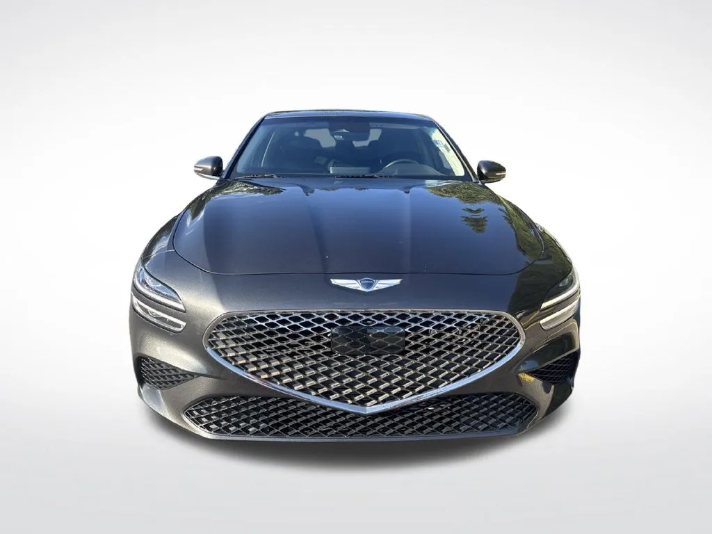 2023 GENESIS G70 Standard - Photo 10