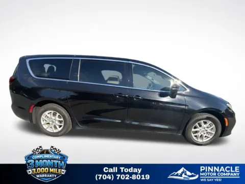 More photos of 2024 Chrysler Pacifica Touring at Pinnacle Motor Company LKN, NC