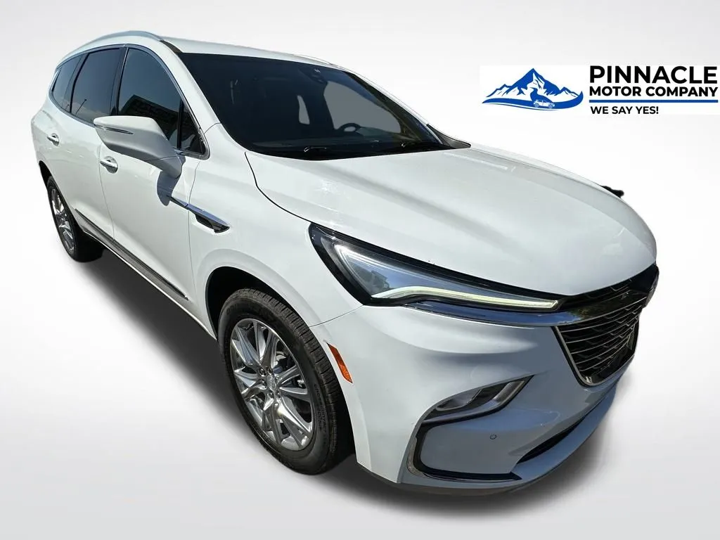 2022 Buick Enclave Premium's photo