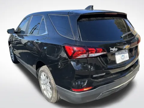 More photos of 2022 Chevrolet Equinox LT at Pinnacle Motor Company LKN, NC