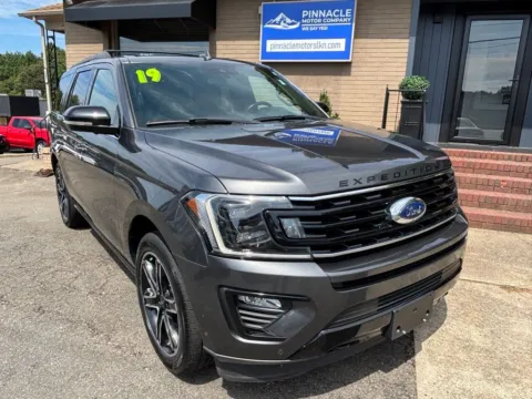 Gray 2019 Ford Expedition Limited for sale in Mooresville, NC