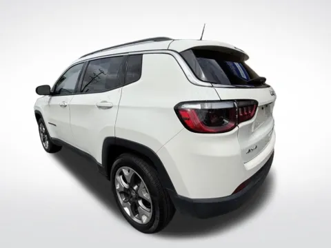 More photos of 2021 Jeep Compass Limited at Pinnacle Motor Company LKN, NC
