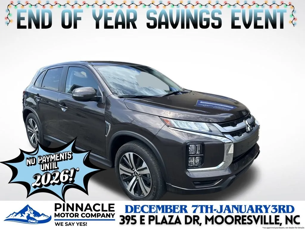 2024 Mitsubishi Outlander Sport SE's photo