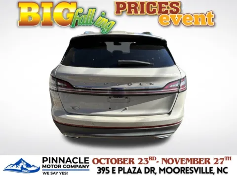 More photos of 2021 Lincoln Nautilus Reserve at Pinnacle Motor Company LKN, NC