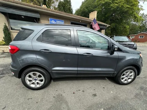 Photos of 2020 Ford EcoSport SE for sale in Mooresville, NC at Pinnacle Motor Company LKN