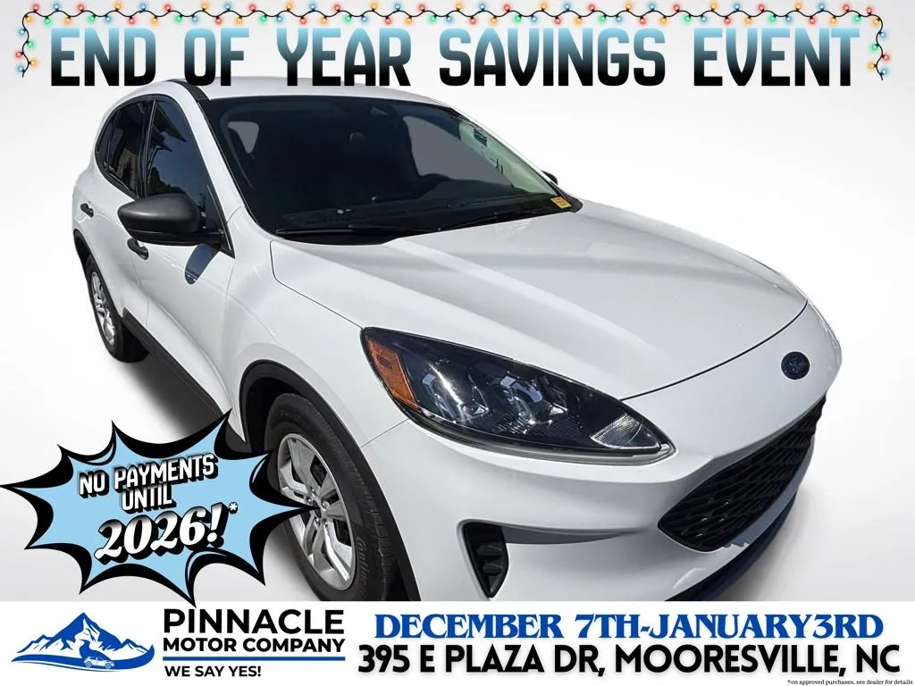 2022 Ford Escape S's photo