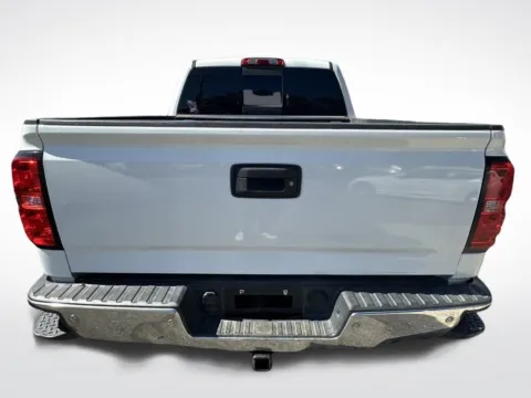 More photos of 2018 Chevrolet Silverado 1500 LT at Pinnacle Motor Company LKN, NC