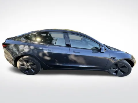 Photos of 2023 Tesla Model 3 for sale in Mooresville, NC at Pinnacle Motor Company LKN
