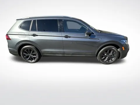 Photos of 2022 Volkswagen Tiguan 2.0T SE for sale in Mooresville, NC at Pinnacle Motor Company LKN