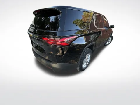 Another view of 2022 Chevrolet Traverse LS for sale in Mooresville, NC at Pinnacle Motor Company LKN