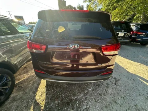 More photos of 2017 Kia Sorento EX at Pinnacle Motor Company LKN, NC