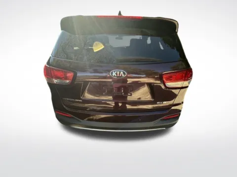 More photos of 2017 Kia Sorento EX at Pinnacle Motor Company LKN, NC