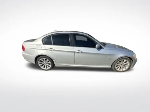 Photos of 2011 BMW 3 Series 328i xDrive for sale in Mooresville, NC at Pinnacle Motor Company LKN
