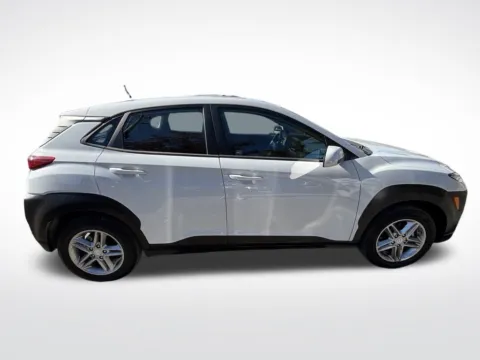 Photos of 2021 Hyundai Kona SE for sale in Mooresville, NC at Pinnacle Motor Company LKN