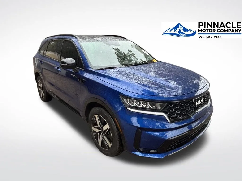 2022 Kia Sorento S's photo