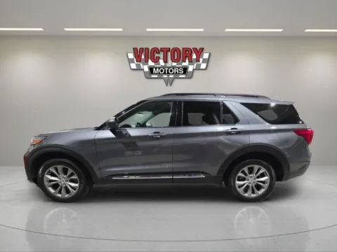 Another view of 2022 Ford Explorer XLT AWD 4dr SUV for sale in Lake Orion, MI at Victory Motors Lake Orion