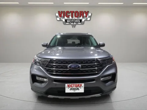 Photos of 2022 Ford Explorer XLT AWD 4dr SUV for sale in Lake Orion, MI at Victory Motors Lake Orion