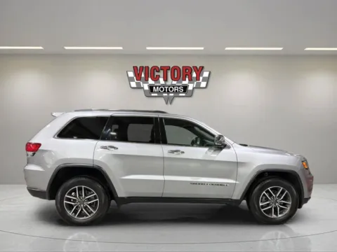 More photos of 2020 Jeep Grand Cherokee Limited 4x4 4dr SUV at Victory Motors Lake Orion, MI