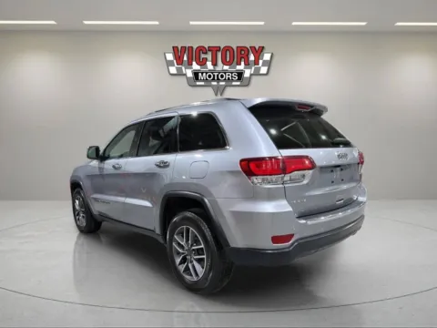 Another view of 2020 Jeep Grand Cherokee Limited 4x4 4dr SUV for sale in Lake Orion, MI at Victory Motors Lake Orion