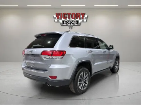 More photos of 2020 Jeep Grand Cherokee Limited 4x4 4dr SUV at Victory Motors Lake Orion, MI