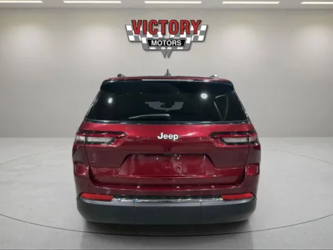 More photos of 2024 Jeep Grand Cherokee L Altitude 4x4 4dr SUV at Victory Motors Lake Orion, MI