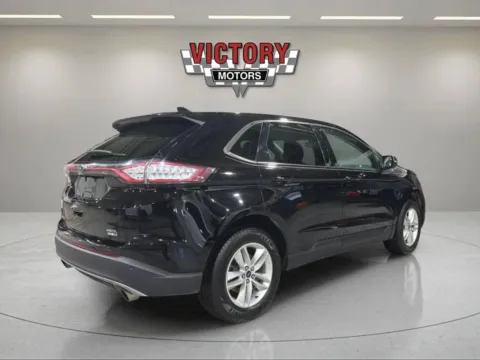 More photos of 2017 Ford Edge SEL AWD 4dr Crossover at Victory Motors Lake Orion, MI