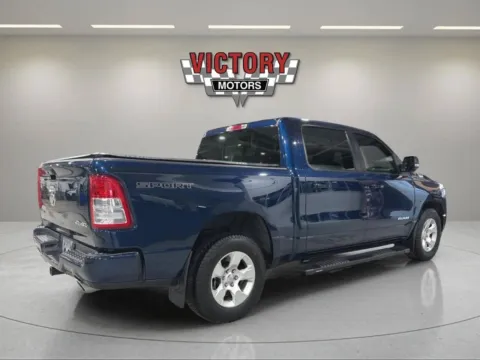 More photos of 2020 RAM 1500 Big Horn 4x4 4dr Crew Cab 5.6 ft. SB Pickup at Victory Motors Lake Orion, MI