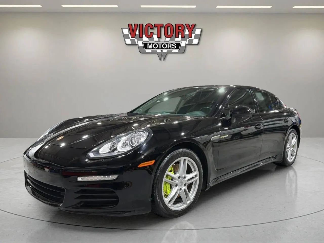 2015 Porsche Panamera S E-Hybrid's photo