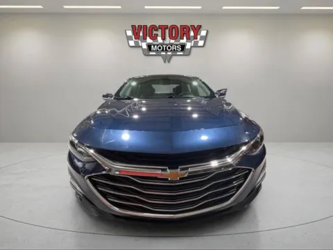 Photos of 2019 Chevrolet Malibu LT 4dr Sedan for sale in Lake Orion, MI at Victory Motors Lake Orion